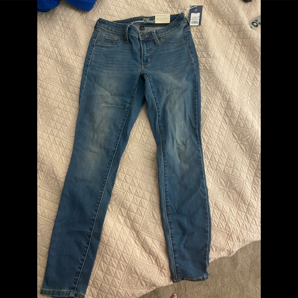 Universal Thread mid-rise Jeggings
